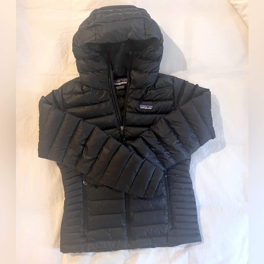 Patagonia Down Sweater Hoodie size S